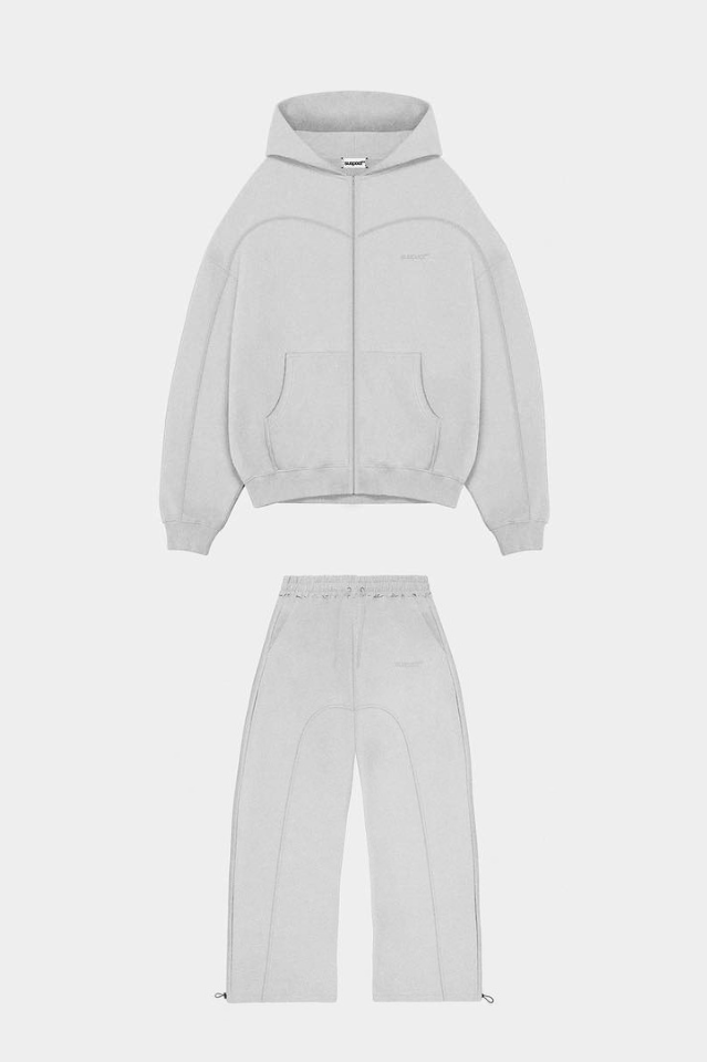 The Baggy Tracksuit