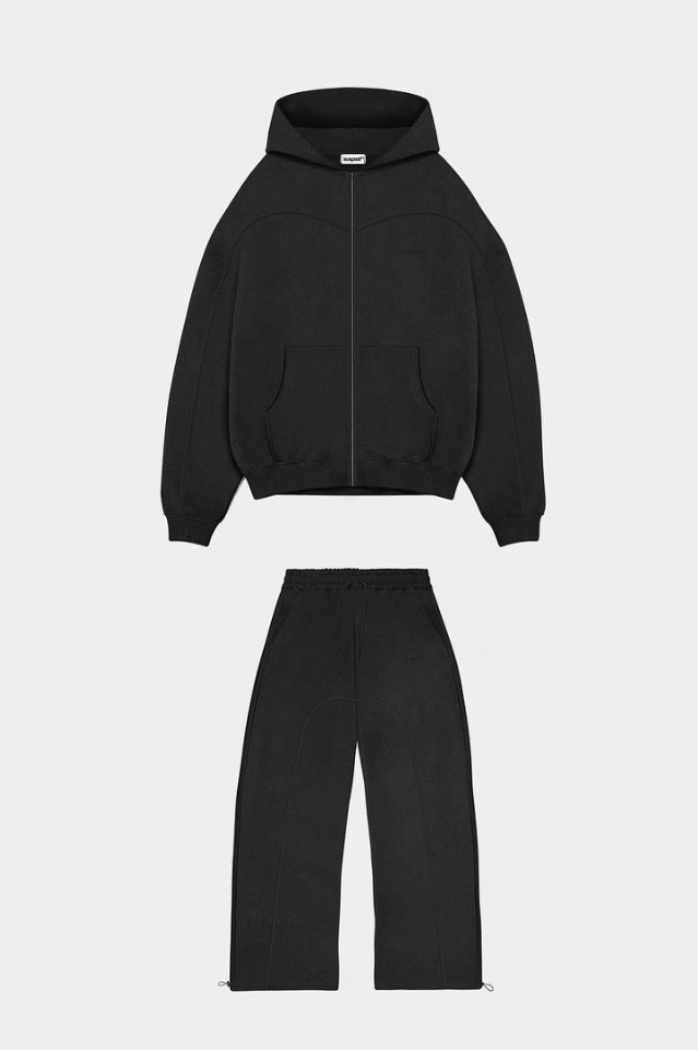 The Baggy Tracksuit