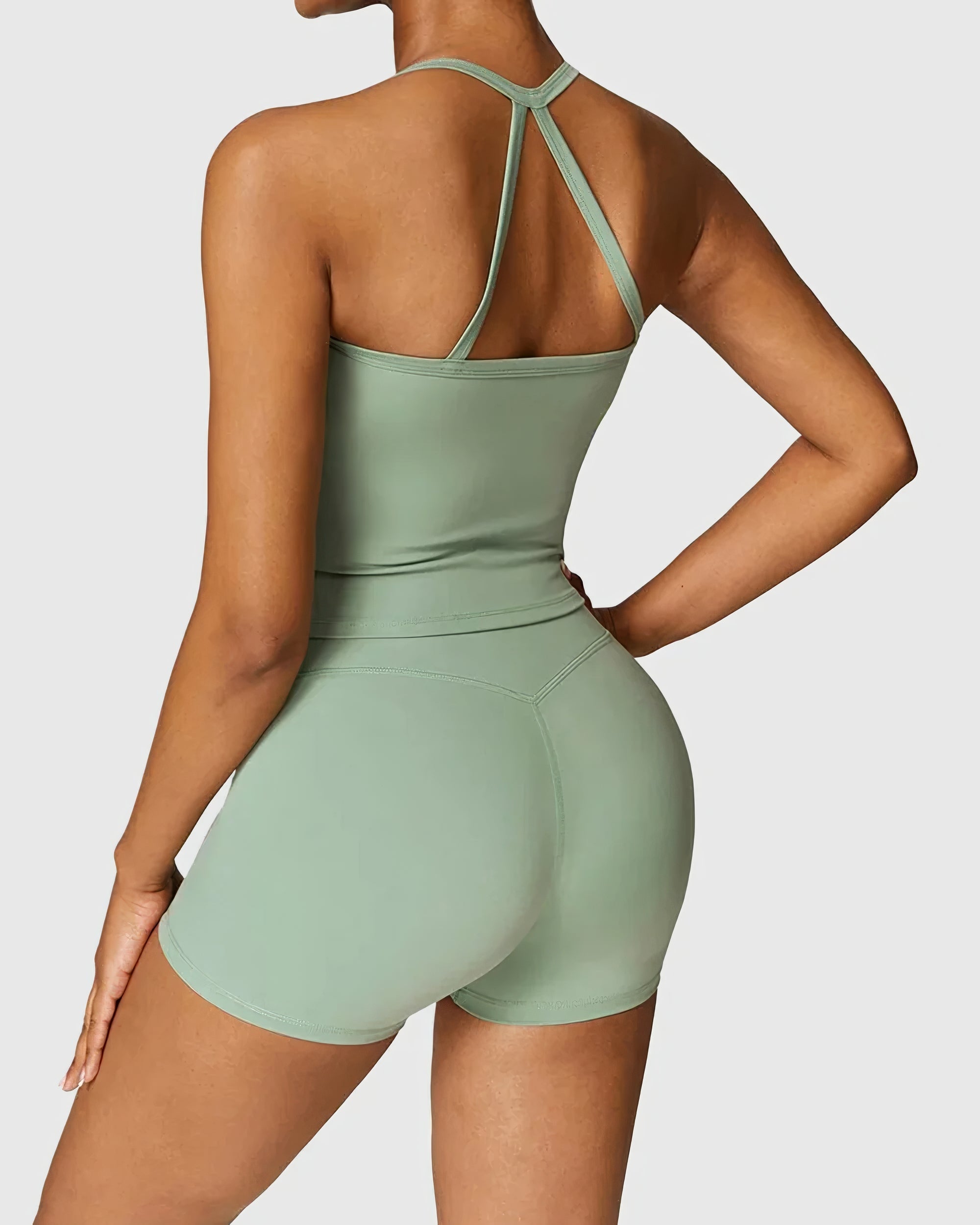 SEAMLESS SHORTS & TANK TOP